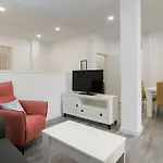 Holidays & Estudio El Palo 8a, 400 M Playa Apartment *