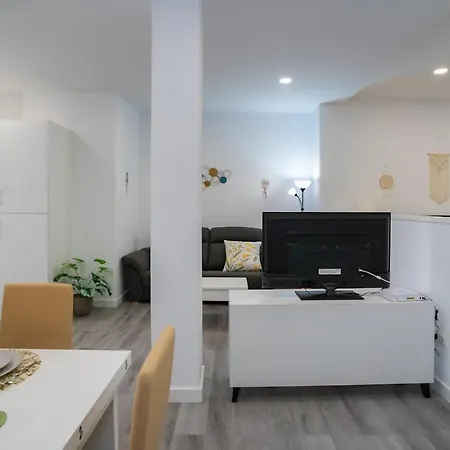 Appartement Holidays & Estudio El Palo 8a, 400 M Playa Málaga